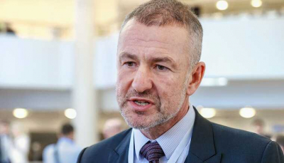 Фонд имени себя: как у олигарха Мельниченко могут «крутить» пожертвования