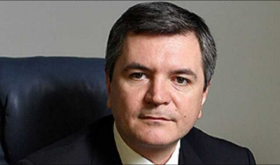 Вадим Гуринов, судя по всему, встроен в систему доверенных лиц, дистанцирующих бенефициаров от собственности