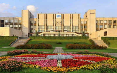 Наталья Кузьмина бросила своих адвокатов из &laquo;Бартолиуса&raquo; и сбежала с миллиардами