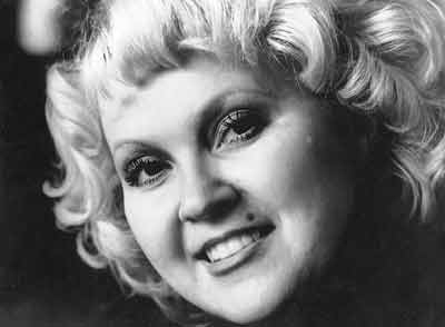 &laquo;ОНИ ТЕБЯ ЧЕТВЕРТУЮТ&raquo;