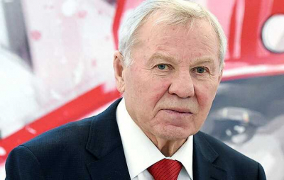Борис Майоров потребовал отставки главного тренера Алексея Жамнова после похорон хоккея