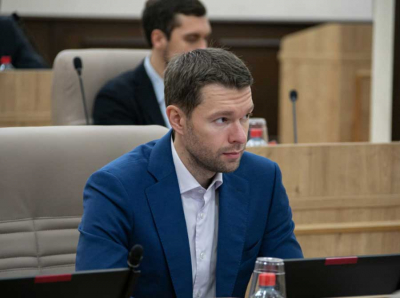 Как депутат Алексей Вихарев и Спецавтобаза Зубовой построили империю шантажа и пиара