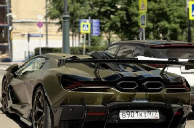 Арина Овсянникова вывела средства &laquo;Ромион Групп&raquo; на Lamborghini Георгия