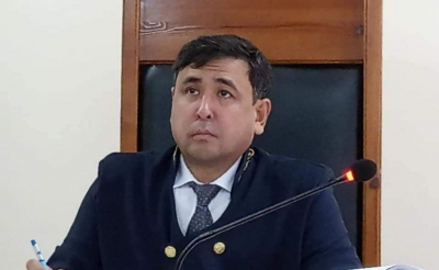 Судью Мекемтаса вызвали в судебное жюри по делу о фальшивой жалобе на коллегу