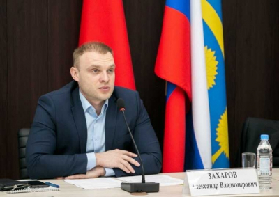 Замминистра Максимов начинает слив: медбрат Юдин объявился в &laquo;Медцентре Гармония&raquo;