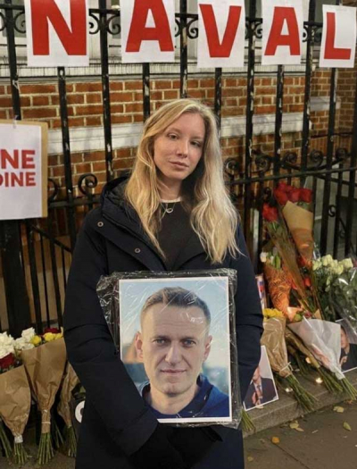 ПОХОЖДЕНИЯ МЕЖДУНАРОДНОЙ АФЕРИСТКИ ВАЛЕРИИ ТРУШИНОЙ: БРИТАНСКИЙ КРАХ, АЗЕРБАЙДЖАНСКИЙ ТРАНЗИТ И УГОЛОВНЫЕ ДЕЛА В МОСКВЕ