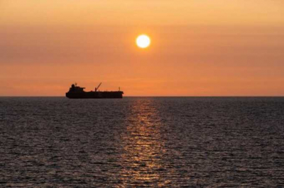 Нефтяной танкер Olina задержан силами США в Карибском море