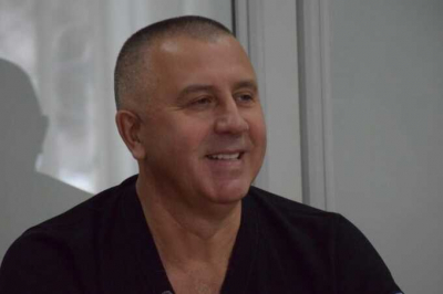 В Николаеве судят криминального авторитета Игоря Науменко, обвиняемого в вымогательстве и распространении преступного влияния