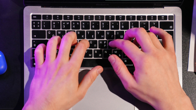 Связанный с ГУР Украины бот &laquo;пробива&raquo; отключили от платежей после расследования &laquo;Известий&raquo;