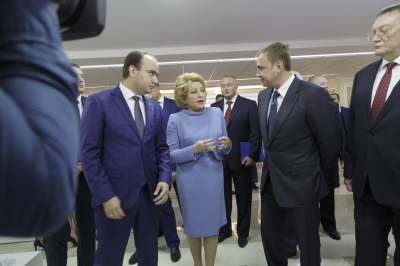 Дмитрий Савельев: Сенатор с яркой биографией и непростым расследованием