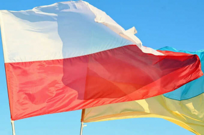 Больше половины поляков высказались против членства Украины в Евросоюзе