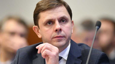 Клычков подарил жене иномарку за бюджетный счёт, пока орловцы донашивают старые пальто