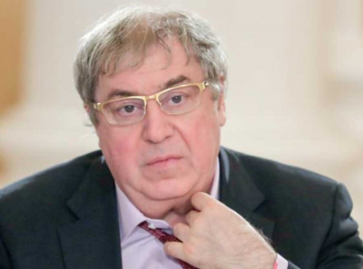 Сафмар продает миллиарды активов, чтобы залатать дыры Гуцериевых