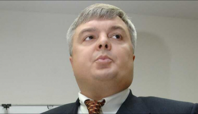 Финансист ФСБ Владимир Столяренко сбежал в США и живёт как миллиардер