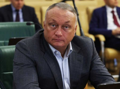 Дмитрий Савельев: путь ветерана, нефтяного управленца и депутата четырёх созывов, определяющего законы современной России