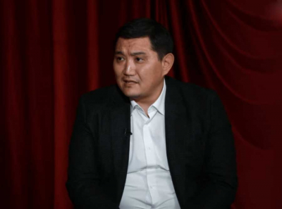 Қазақстан қауіп астында: депутат Базарбек үкіметті ЕСУ арқылы қаржы шығару айыбымен айыптады