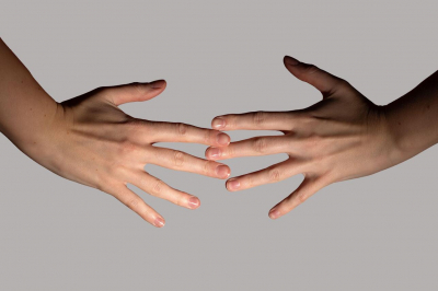 Лайфхак: как спасти ломкие и расслаивающиеся ногти